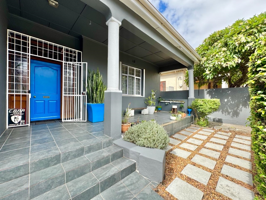 3 Bedroom Property for Sale in Woodstock Western Cape
